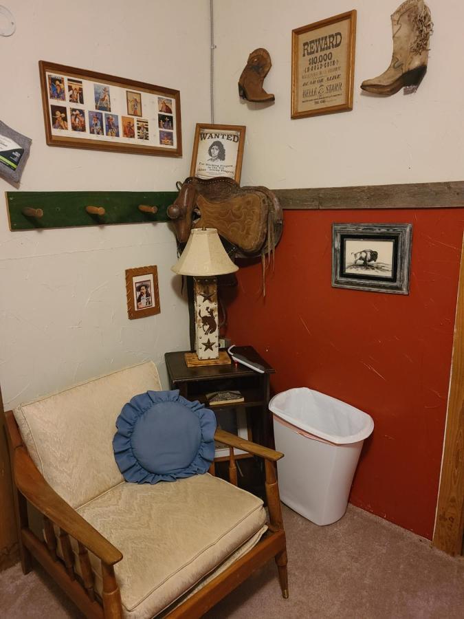 Buffalo Girls Hotel Canton Esterno foto