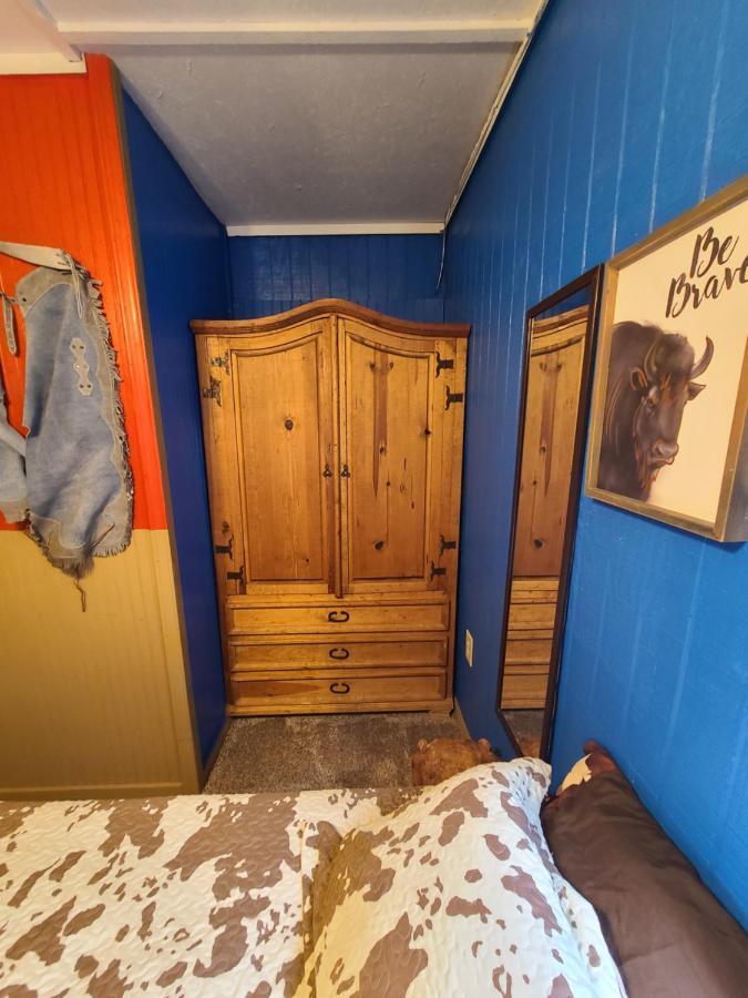 Buffalo Girls Hotel Canton Esterno foto