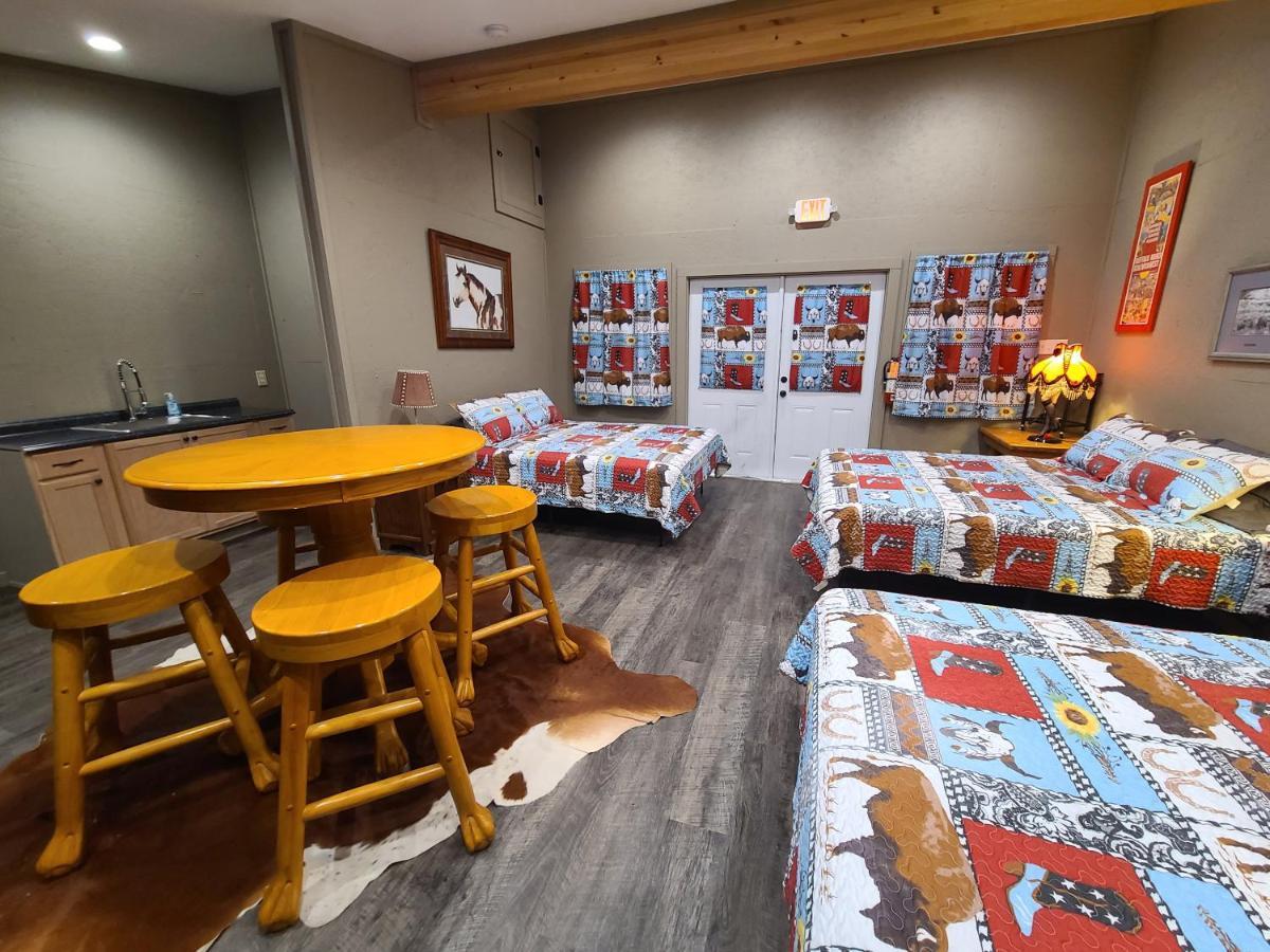 Buffalo Girls Hotel Canton Esterno foto